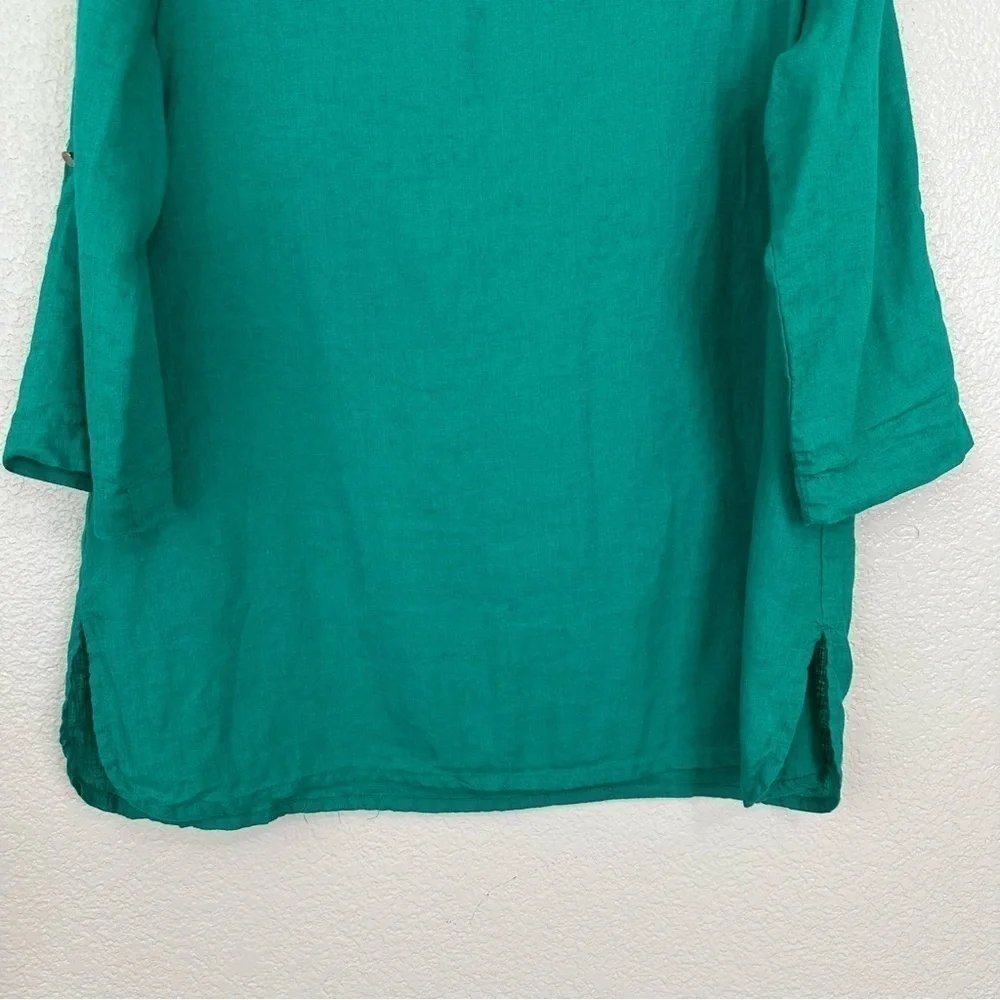 Emily Daniels size large